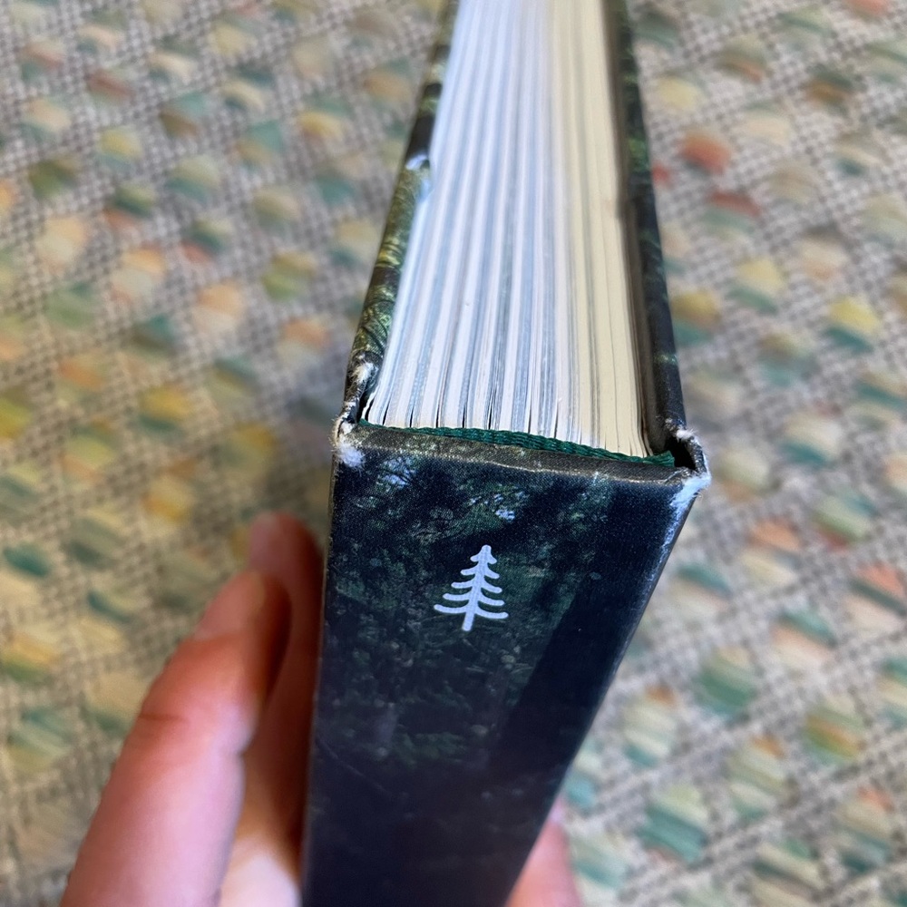 Cabin Porn hardcover book by Zach Klein / Steven Leckart - Picture 4 of 14